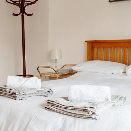 The Georgian House * 伊辛沃尔德