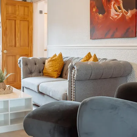 The Georgian House * 伊辛沃尔德