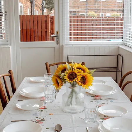 The Georgian House * 伊辛沃尔德