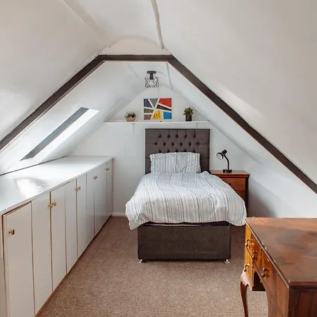 度假居 The Georgian House